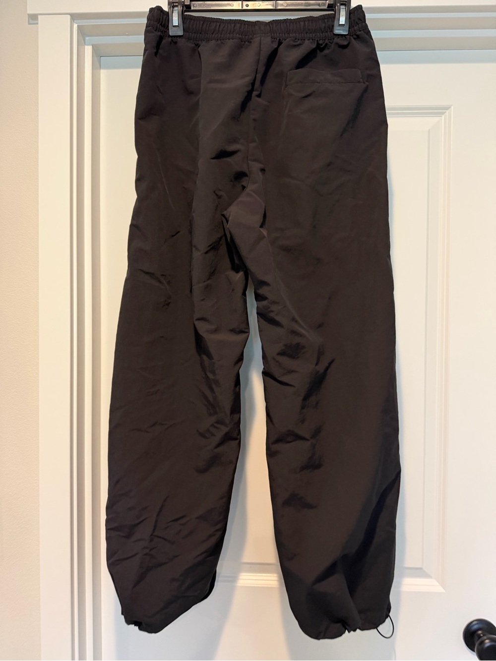 Nike Black Women's Track Joggers with Elastic Cuffs - Picture 3 of 7
